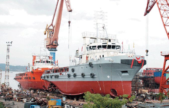 福建马尾造船厂-3700TEU/1800TEU